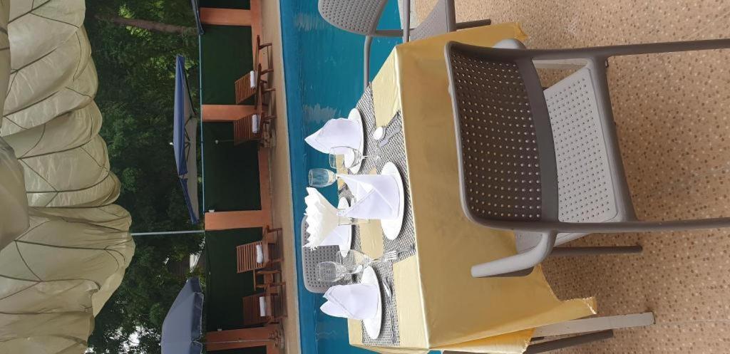 Law Ka Thit Sar Hotel New Bagan Luaran gambar